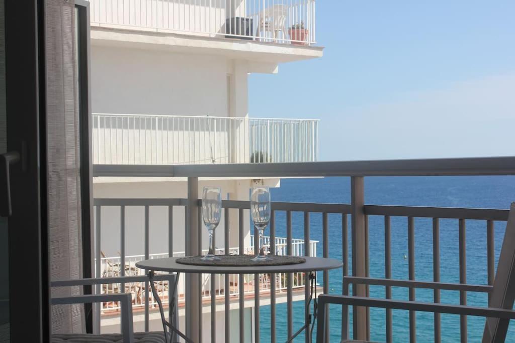 Apartamento Primera Linea De Mar Platja d'Aro Exterior photo